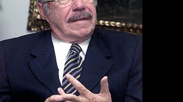 Imagem Sarney recebe alta