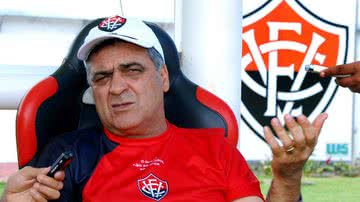 Imagem Benazzi quer que Barradão volte a ser um "alçapão"