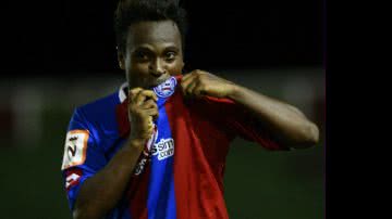 Imagem Edilson ainda pertence ao Bahia