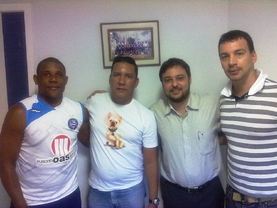 Imagem Ex-jogadores do Bahia se reúnem para jogo beneficente