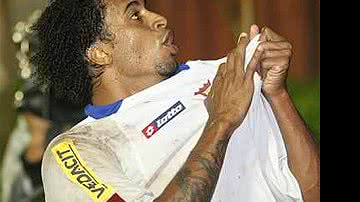 Imagem Ávine chega à histórica marca dos 220 jogos pelo Bahia