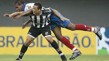 Imagem Quadrilha planejava distribuir dinheiro falso no jogo do Bahia