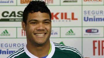 Imagem Bahia contrata lateral para substituir Ávine