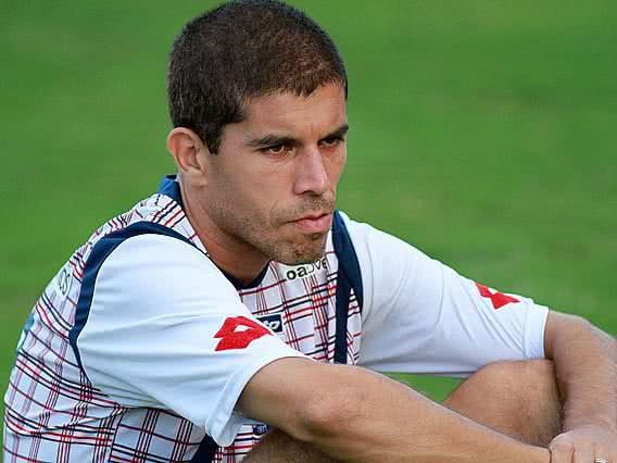 Imagem Ricardinho vai rescindir contrato com o Bahia