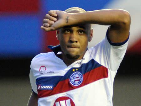 Imagem Souza quer Bahia ofensivo contra o Santos