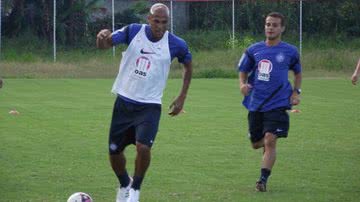 Imagem Bahia treina de olho no Vitória da Conquista