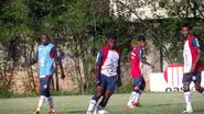 Imagem Bahia concentrado para estreia do Baianão