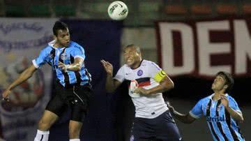 Imagem Bahia encara o Grêmio em Porto Alegre buscando fugir do Z4