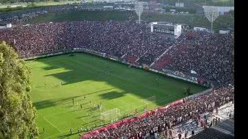 Imagem Barradão chega ao jogo de número 500