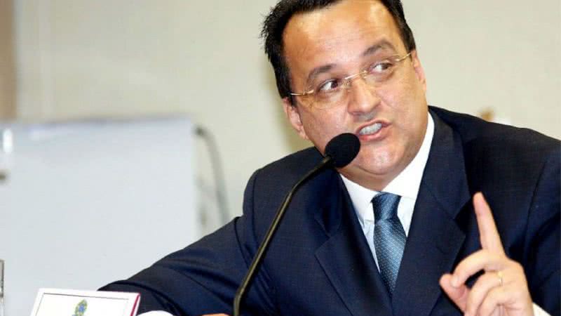 Imagem Depoimento de empresário complica Perillo, diz presidente de CPI