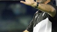 Imagem Caio Júnior é demitido do Botafogo