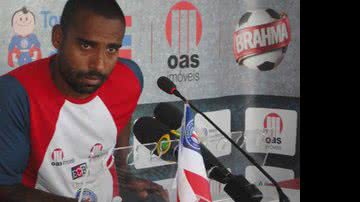Imagem Madson e Coelho não têm previsão de retorno aos gramados