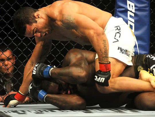 Imagem Após derrota para Vítor Belfort, lutador é demitido do UFC
