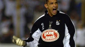 Imagem Ex-goleiro do Vitória se envolve em acidente