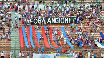 Imagem Torcida do Bahia pede saída de Angioni