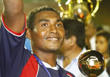 Imagem Fluminense e Bahia de Feira disputam vaga na Copa São Paulo 2013