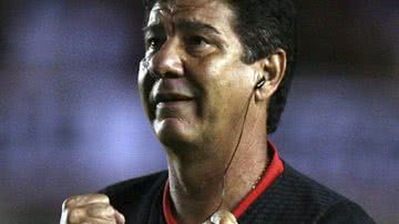 Imagem Tricolores apoiam Falcão para derrubar Joel do Fla