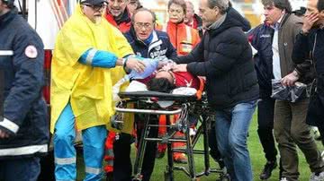 Imagem Jogador morre em campo na Itália