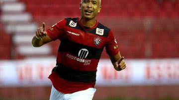 Imagem No tapetão