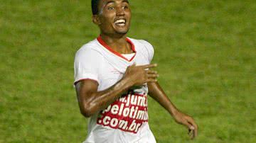 Imagem Bahia, Vitória e Náutico disputam Kieza