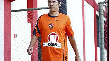 Imagem Cerezo exalta experiência de Lúcio Flávio e elogia o atleta