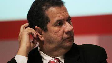 Imagem Ministro do Trabalho afasta assessor acusado de extorsão