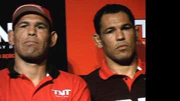 Imagem UFC abre enquete para escolher lutadores