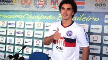 Imagem Neto já pode estrear no Bahia