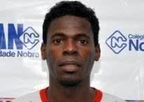 Imagem Jogador morre durante partida de futebol