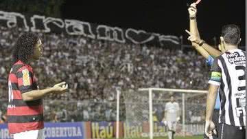 Imagem R10 pegou punição leve e joga contra o Cruzeiro