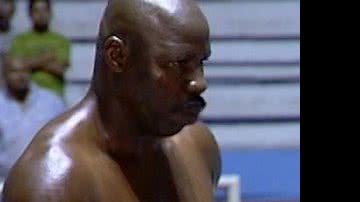 Imagem Holyfield faz planos para o futuro