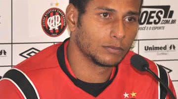 Imagem Goleiro Rodolfo revela que é viciado em cocaína