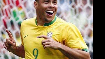 Imagem Ronaldo será convidado de honra no amistoso entre Brasil e Escócia