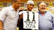 Imagem Santos registra momentos que antecedem renovação com Neymar
