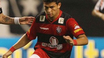 Imagem Botafogo quer contratar “craque” do Vitória