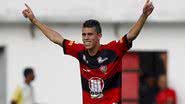 Imagem Gabriel Paulista é nova baixa no Vitória