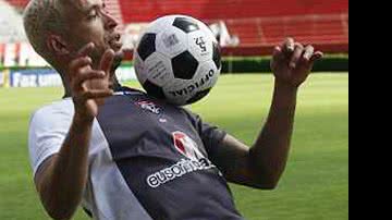 Imagem Santos quer “Diabo Loiro”