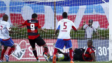 Imagem Vitória busca hegemonia no Baianão e estreia contra o Feirense