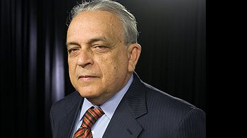 Imagem Presidente do PSDB recebe alta de hospital em Recife
