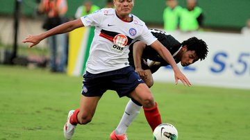 Imagem Hélder é vetado para confronto diante do Grêmio