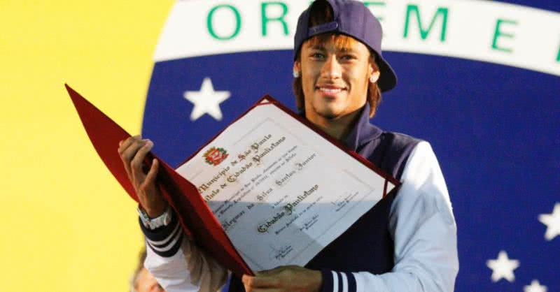 Imagem Neymar ganha título de cidadão paulistano pela Câmara de SP