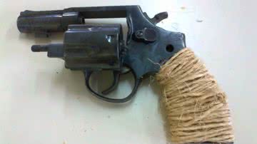 Imagem Homem é preso com drogas e arma em Dias D’Ávila