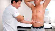 Imagem Ronaldo fenômeno aparece com barriga menor