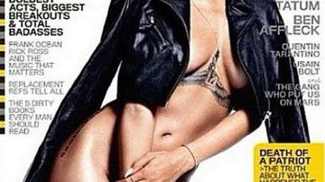 Imagem Rihanna posa nua para capa de revista