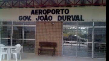 Imagem Anac vistoria aeroporto de Feira