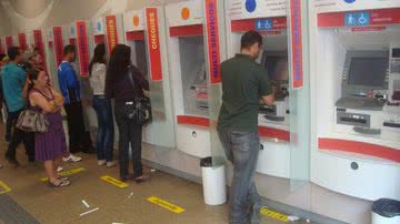 Imagem Falta dinheiro em caixas do Bradesco de Conquista