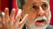 Imagem Celso Amorim faz palestra em Salvador
