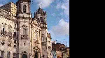Imagem Pároco da Conceição da Praia teme queda do teto da igreja