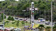 Imagem Detran instala crucifixo na Av. Paralela