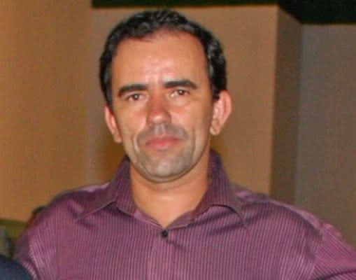 Imagem Câmara de Esplanada suspeita de projetos do prefeito 